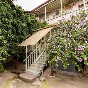 In Cozy Little Yard , Тбилиси Грузия
